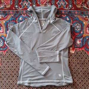 Mountain Hardware grey hoody